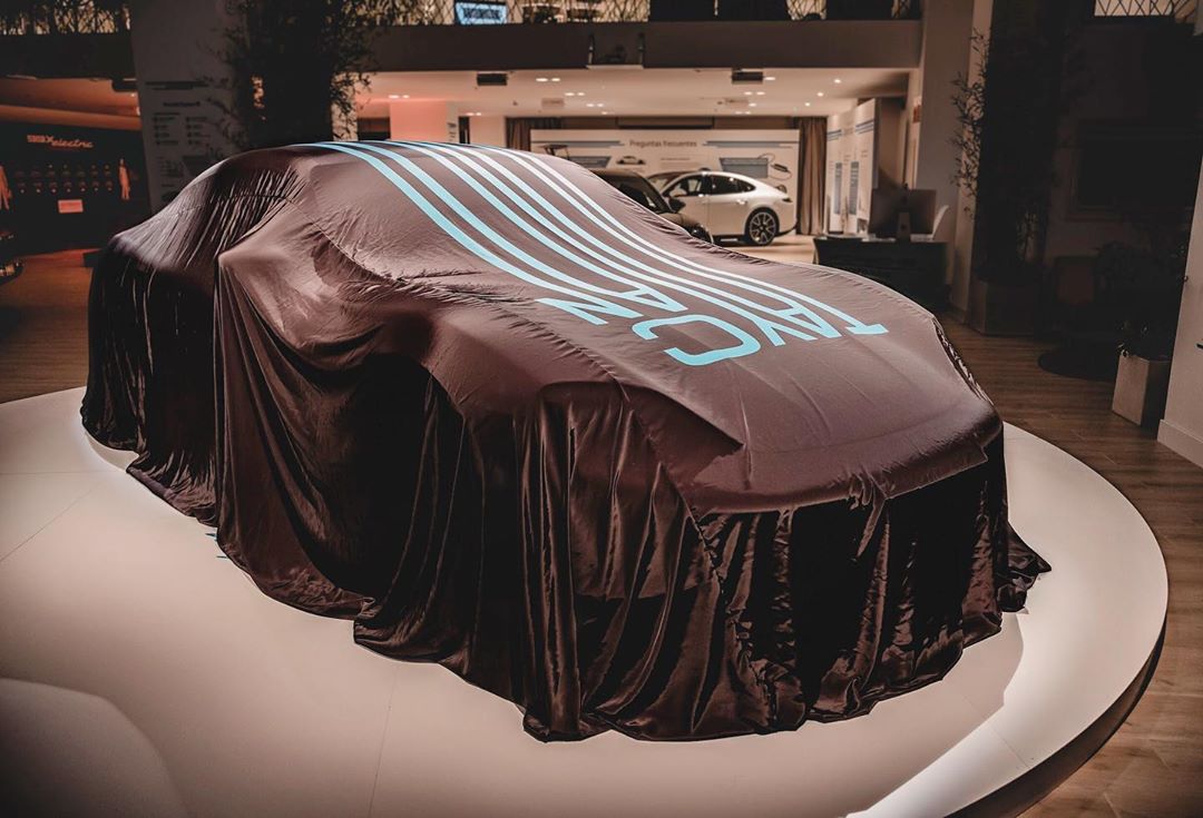 Teli Reveal Auto per Concessionarie, Showroom ed Eventi