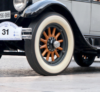 Come proteggere le pneumatici della tua auto d'epoca?